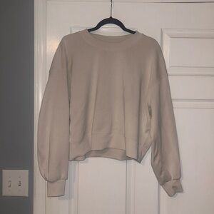 Cropped Softstreme Sweatshirt